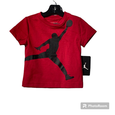T-Shirt Jordan rouge motif noir