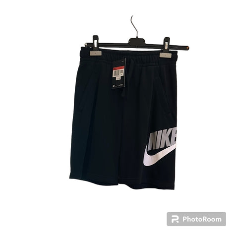 Short nike